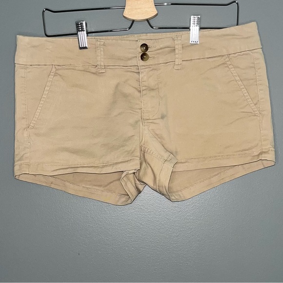 American Eagle Shorts - Picture 1 of 4